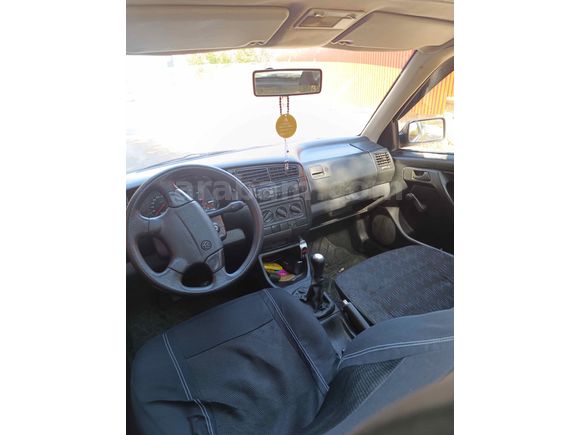 Sahibinden Volkswagen Golf 1.9 TD 1996 Model 