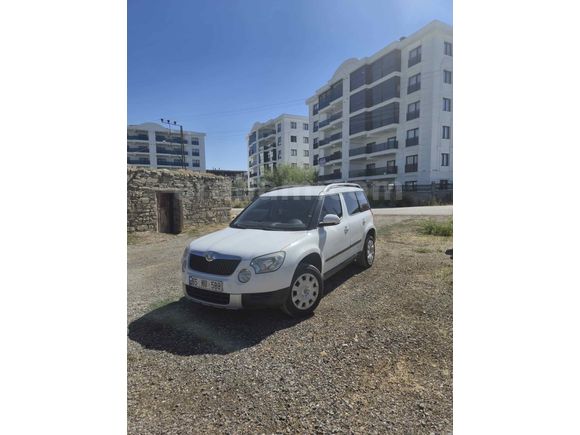 Sahibinden Skoda Yeti 1.2 TSI Active 2011 Model  105.000 km Beyaz
