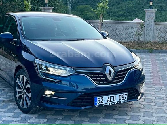 2024 MEGANE HATASIZ BOYASIZ 45.000 KM !!!