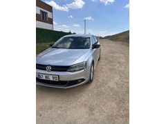 Sahibinden Volkswagen Jetta 1.6 TDi Comfortline 2014 Model  270.000 km Gri (Gümüş)
