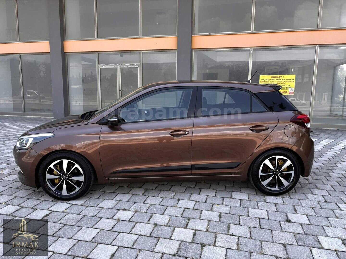 Galeriden Hyundai i20 1.2 MPI Elite 2015 Model Antalya 146.000 km Kahverengi 3