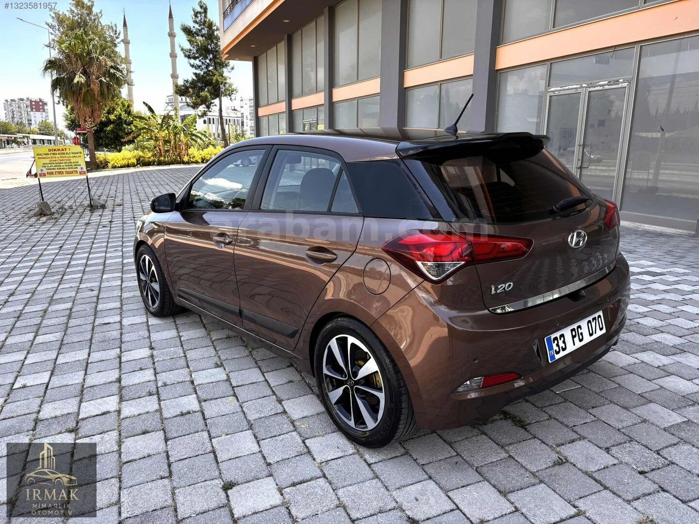 Galeriden Hyundai i20 1.2 MPI Elite 2015 Model Antalya 146.000 km Kahverengi 4