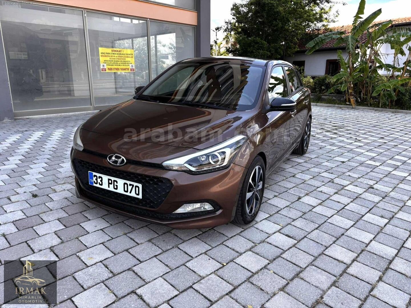 Galeriden Hyundai i20 1.2 MPI Elite 2015 Model Antalya 146.000 km Kahverengi 1