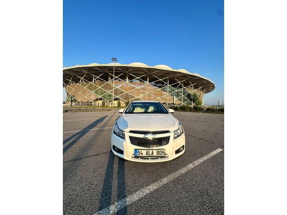 Sahibinden Chevrolet Cruze 1.6 Sport Plus 2012 Model  269000 km Beyaz