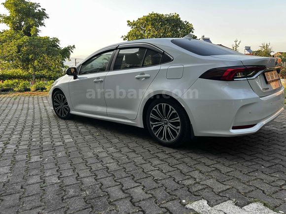 Sahibinden Toyota Corolla 1.5 Dream 2021 Model 