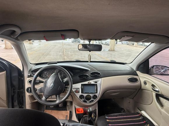 Sahibinden Ford Focus 1.6 Ghia 2004 Model