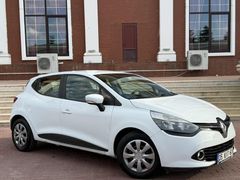 2015 MODEL 60 BİN KM DE CLİO TERTEMİZ BAKIMLI...