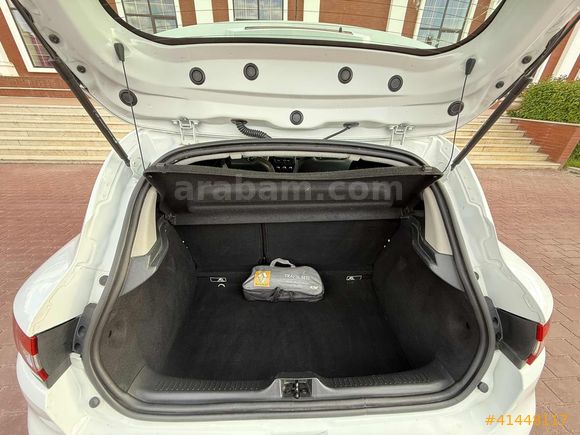 2015 MODEL 60 BİN KM DE CLİO TERTEMİZ BAKIMLI...