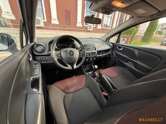 2015 MODEL 60 BİN KM DE CLİO TERTEMİZ BAKIMLI...