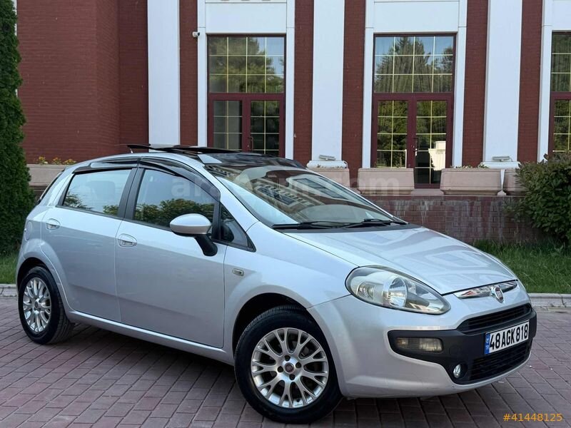 Galeriden Fiat Punto EVO 1.4 Dynamic 2011 Model Eskişehir 120.000 km Gri