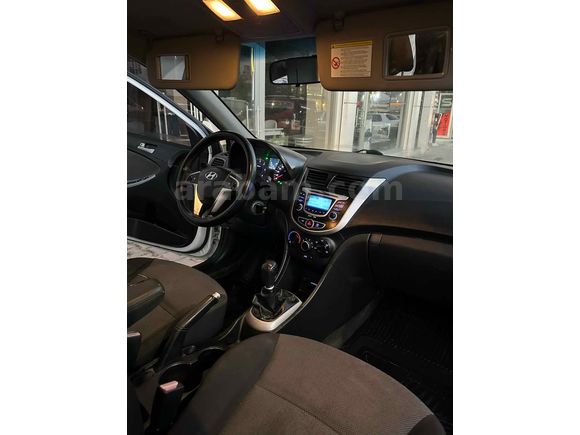 Galeriden Hyundai Accent Blue 1.6 CRDI Mode Plus 2012 Model Bitlis
