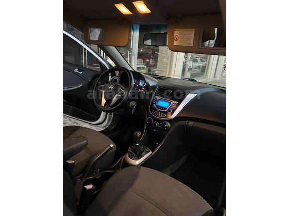 Galeriden Hyundai Accent Blue 1.6 CRDI Mode Plus 2012 Model Bitlis