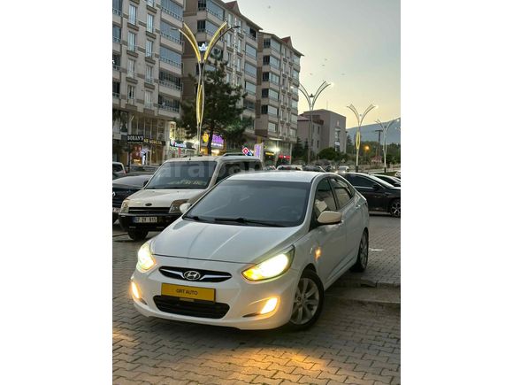 Galeriden Hyundai Accent Blue 1.6 CRDI Mode Plus 2012 Model Bitlis