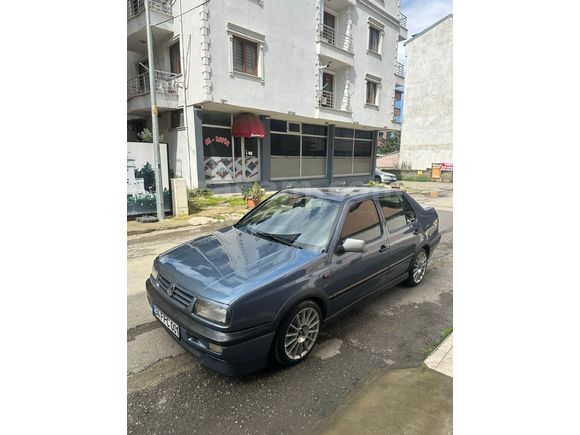 Sahibinden Volkswagen Vento 1.8 GL 1995 Model