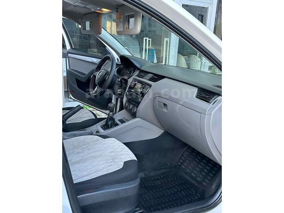 Galeriden Skoda Octavia 1.6 TDI Ambition Optimal 2016 Model Bitlis