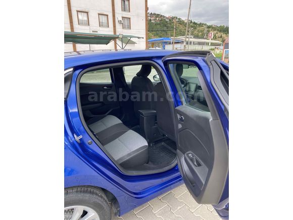 Sahibinden Renault Clio 1.0 TCe Evolution 2023 Model  41.000 km Mavi