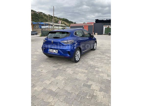 Sahibinden Renault Clio 1.0 TCe Evolution 2023 Model  41.000 km Mavi