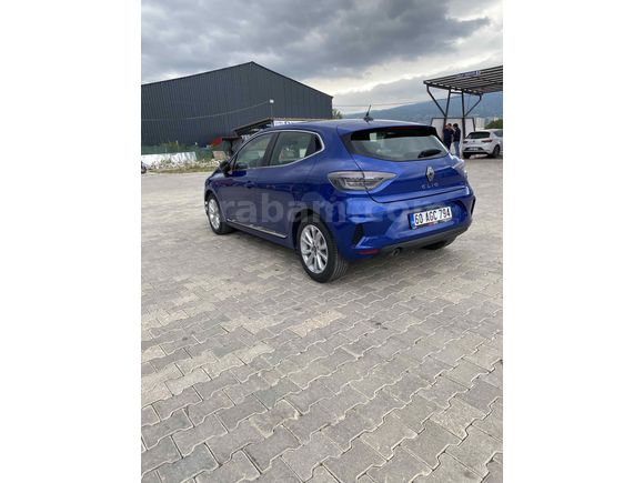 Sahibinden Renault Clio 1.0 TCe Evolution 2023 Model  41.000 km Mavi