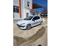 Sahibinden Peugeot 206 1.6 XT 2001 Model 