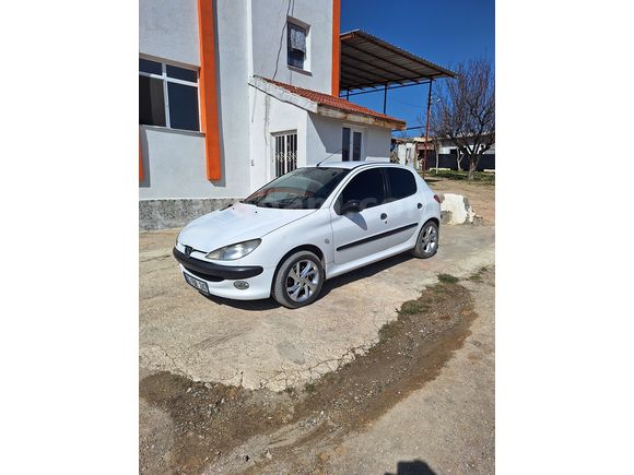 Sahibinden Peugeot 206 1.6 XT 2001 Model 