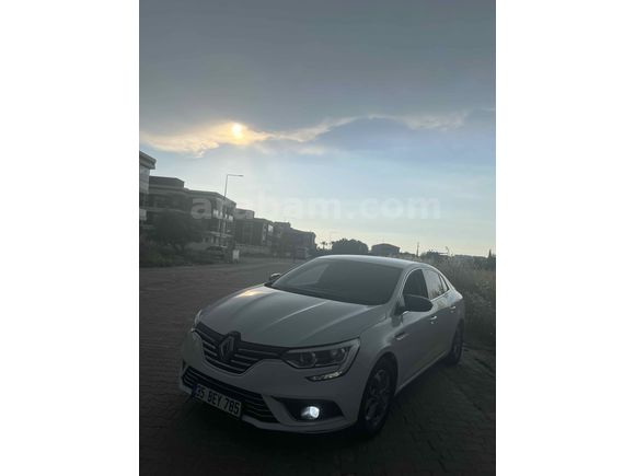 Sahibinden Renault Megane 1.6 Joy 2017 Model  84.000 km Beyaz