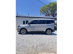 Sahibinden Ford Tourneo Courier 1.5 EcoBlue Titanium 2024 Model