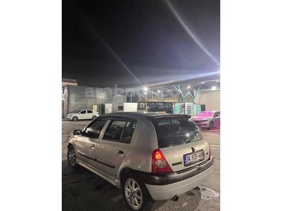 Sahibinden Renault Clio 1.6 RXT 2000 Model 