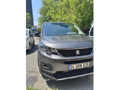 Sahibinden Peugeot Rifter 1.5 BlueHDI Allure 2023 Model 
