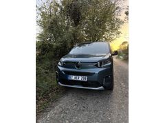 Sahibinden Citroen Berlingo 1.5 BlueHDI Shine 2024 Model  18.000 km Mavi
