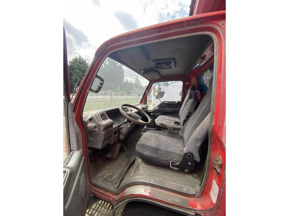 BEŞLER OTOMOTİV /// 2000 MODEL ISUZU NPR CANLI HAYVAN KASALI