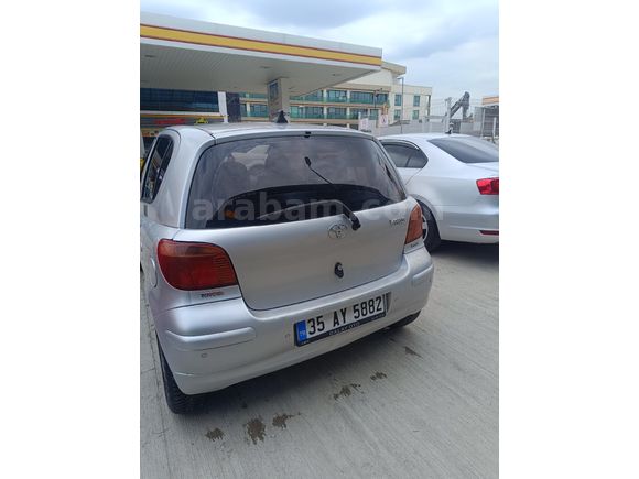 Memurdan Toyota Yaris 1.3 Sol