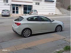 Sahibinden Alfa Romeo Giulietta 1.4 TB MultiAir Distinctive 2011 Model 