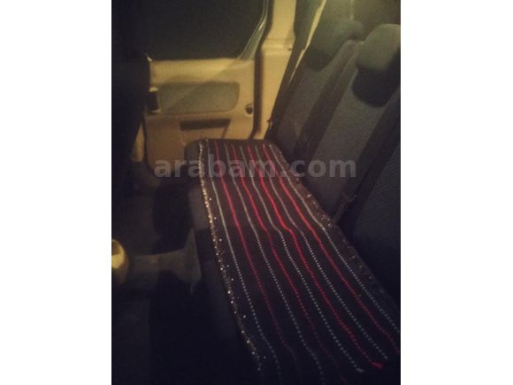 Sahibinden Ford Tourneo Connect 110PS 2012 Model