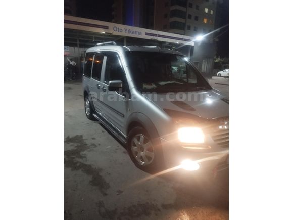 Sahibinden Ford Tourneo Connect 110PS 2012 Model