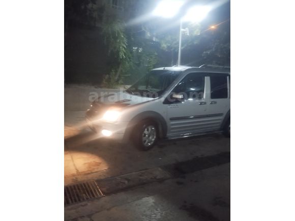 Sahibinden Ford Tourneo Connect 110PS 2012 Model