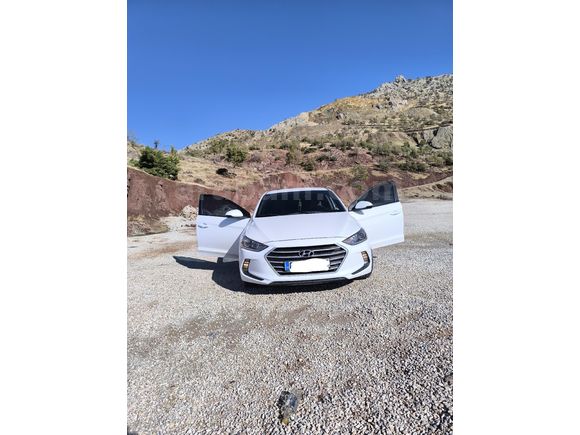 Sahibinden Hyundai Elantra 1.6 D-CVVT Style 2018 Model