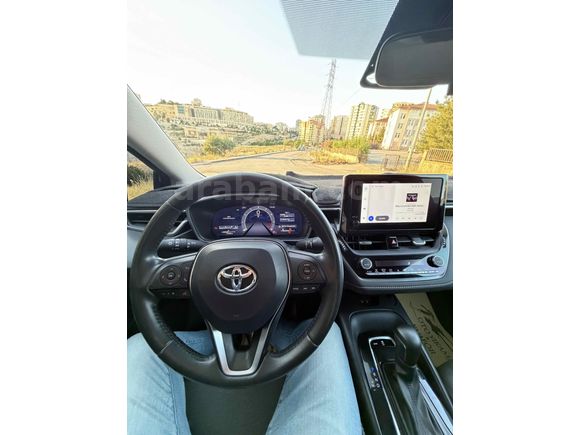 HATASIZ 10 YIL GARANTİLİ  COROLLA 2023 -30 BİN KM  