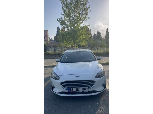 Sahibinden Ford Focus 1.5 TDCi Trend X 2020 Model Kocaeli 130.000 km Beyaz