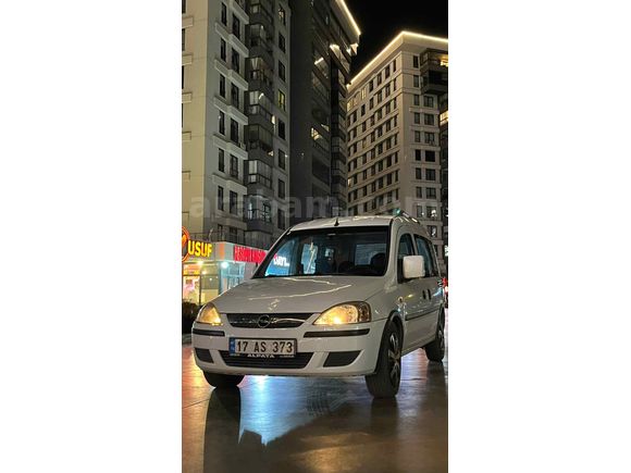 Temiz Aile Arabası / Masrafsız-Bakımlı / Opel Combo / 2008