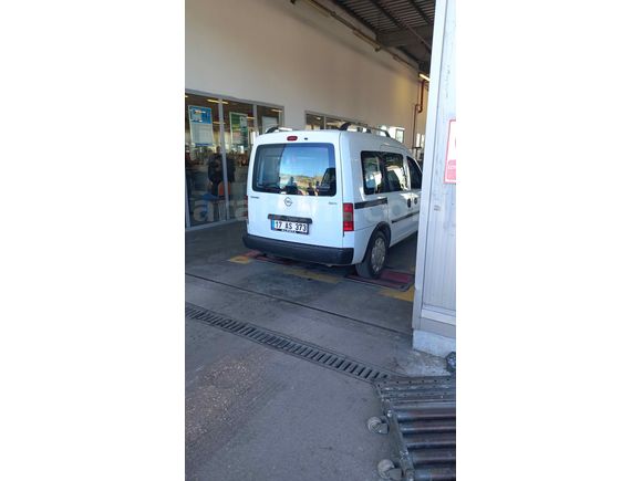 Temiz Aile Arabası / Masrafsız-Bakımlı / Opel Combo / 2008
