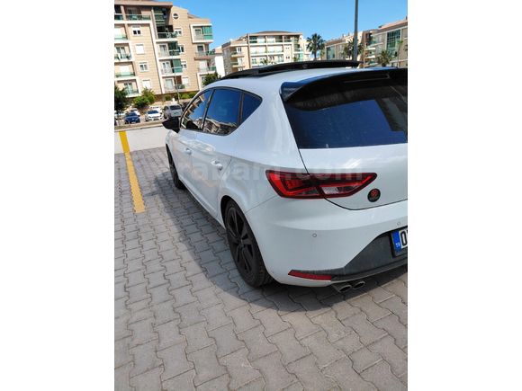 "2016 model SEAT Leon FR Euroleague Edition
