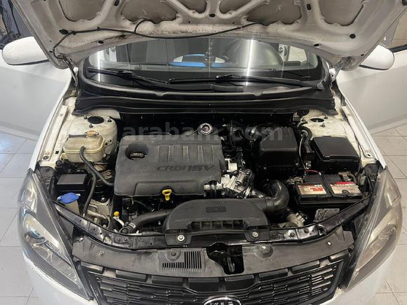 Sahibinden Kia Ceed 1.6 CRDi Motion SW 2012 Model