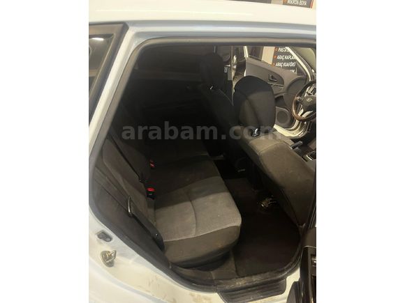 Sahibinden Kia Ceed 1.6 CRDi Motion SW 2012 Model
