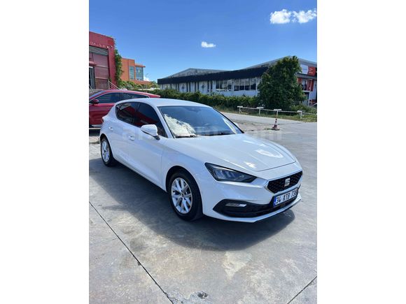 Sahibinden Seat Leon 1.0 eTSI Style 2024 Model  70.500 km Beyaz
