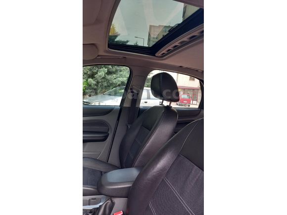 Sahibinden Ford Focus 1.6 Titanium X 2010 Model