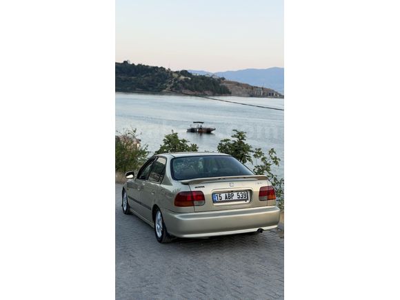 Sahibinden Honda Civic 1.6 i ES 2000 Model