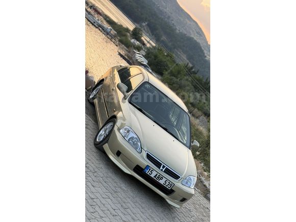 Sahibinden Honda Civic 1.6 i ES 2000 Model