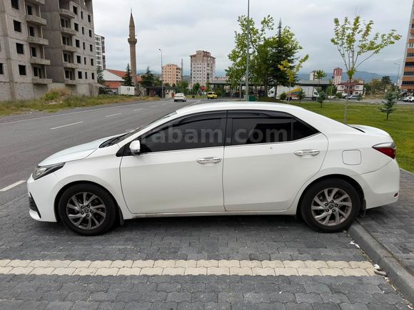 Sahibinden Toyota Corolla 1.4 D-4D Advance 2017 Model 