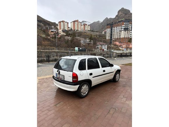 Sahibinden Opel Corsa 1.2 Swing 2000 Model
