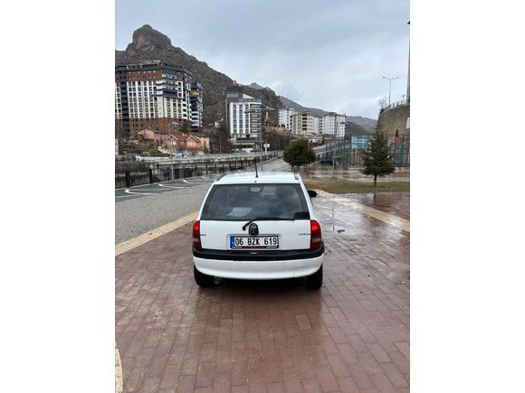 Sahibinden Opel Corsa 1.2 Swing 2000 Model